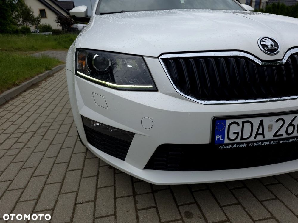 Skoda Octavia 2.0 TDI RS - 31