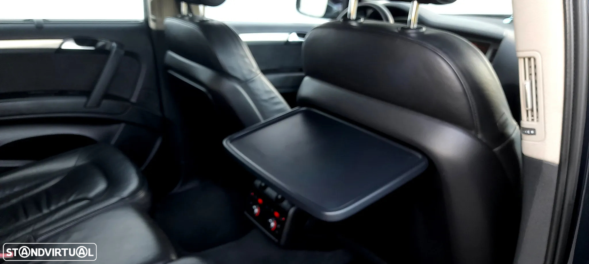 Audi Q7 3.0 V6 TDi quattro S-line Tiptronic - 25