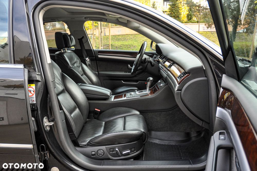 Audi A8 - 12