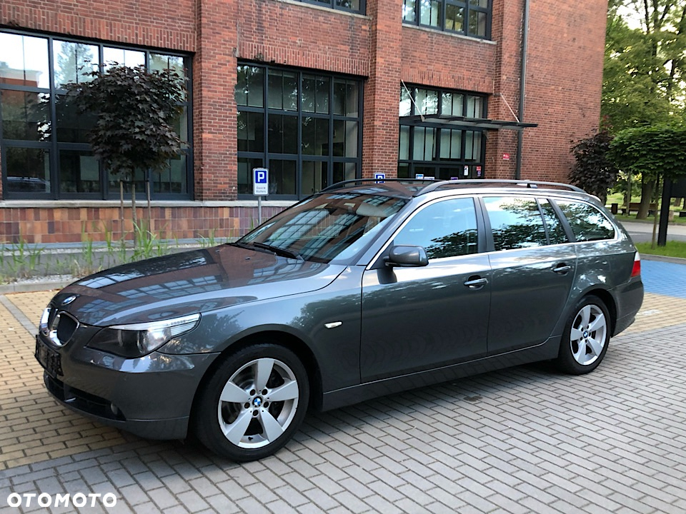 BMW Seria 5 525xi - 7