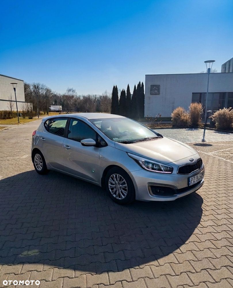 Kia Ceed 1.6 CRDi L - 2