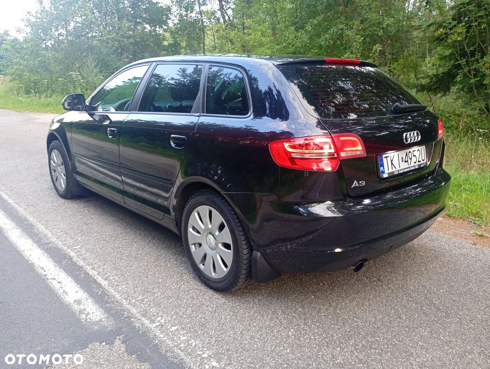 Audi A3 Sportback 1.6 TDI DPF Ambition - 2