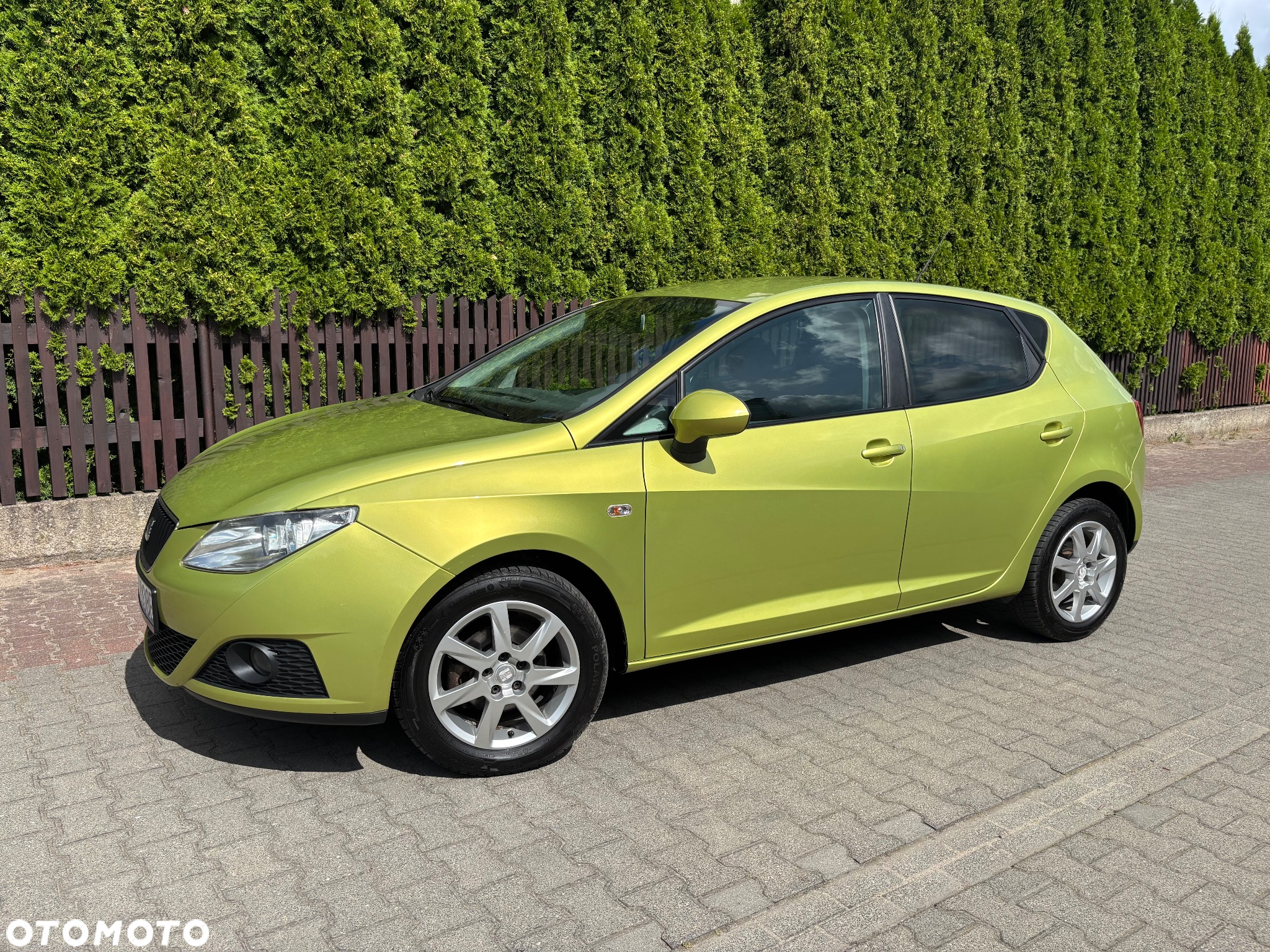 Seat Ibiza 1.4 16V Comfort Edition - 2