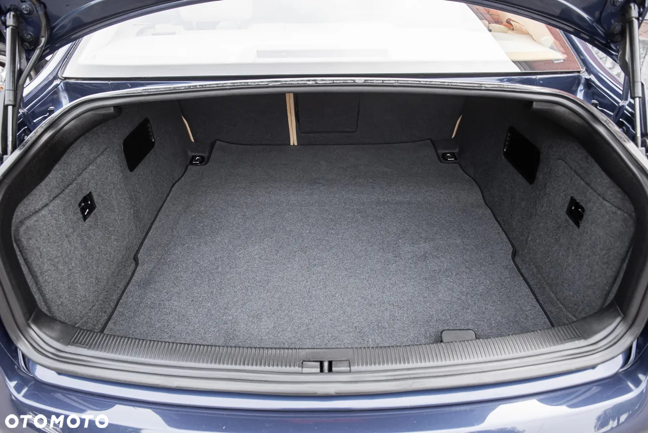 Audi A6 Avant 4.2 quattro - 26