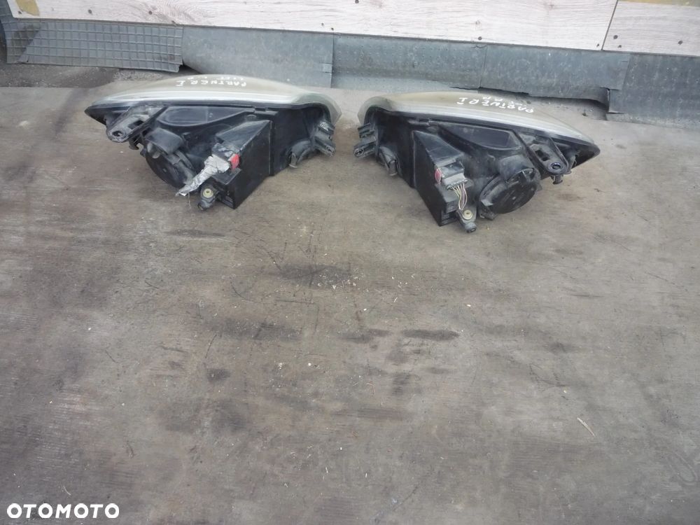 PEUGEOT PARTNER I LIFT LAMPA PRZEDNIA LEWA LUB PRAWA - 2