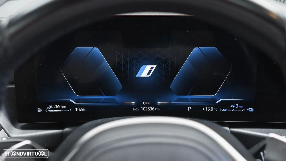BMW 330 e Aut. M Sport - 41