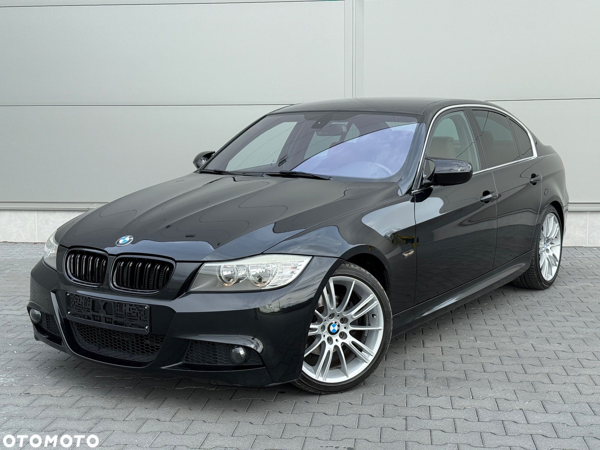 BMW Seria 3 320i - 3