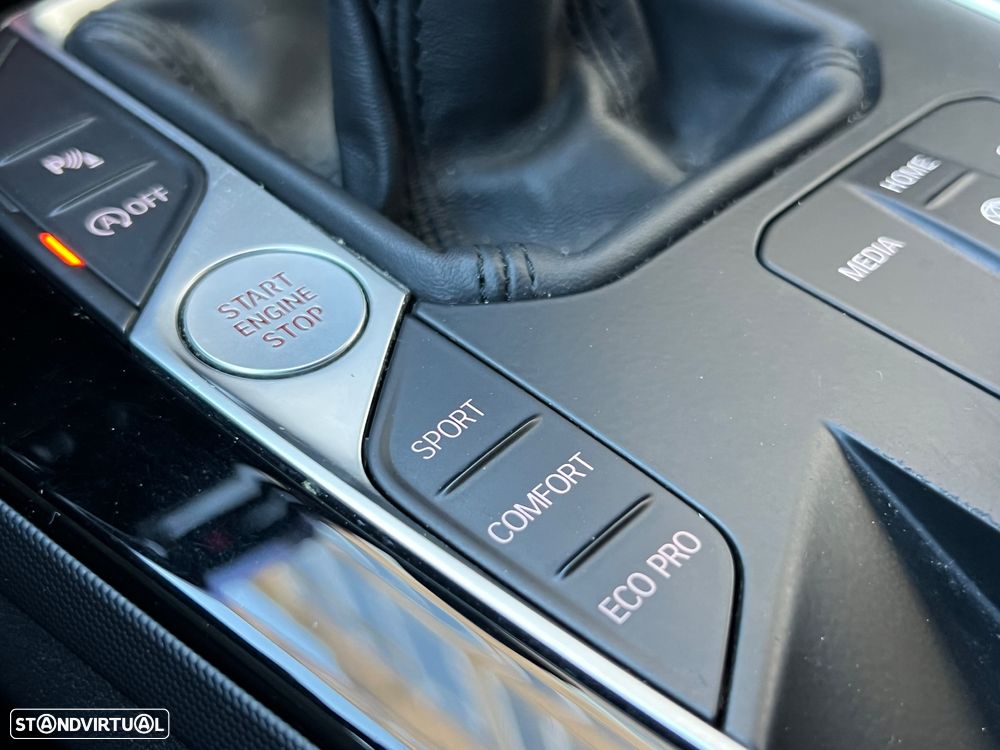 BMW 116 d Pack Desportivo M - 45
