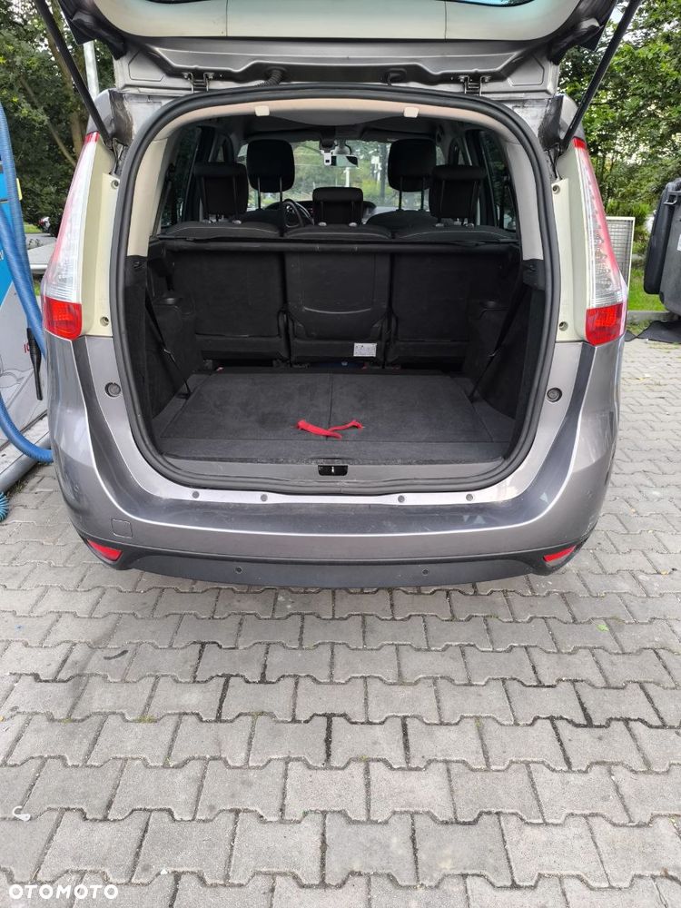 Renault Scenic 1.5 dCi Limited - 11