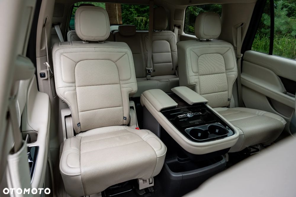 Lincoln Navigator 5.4 4x4 - 38