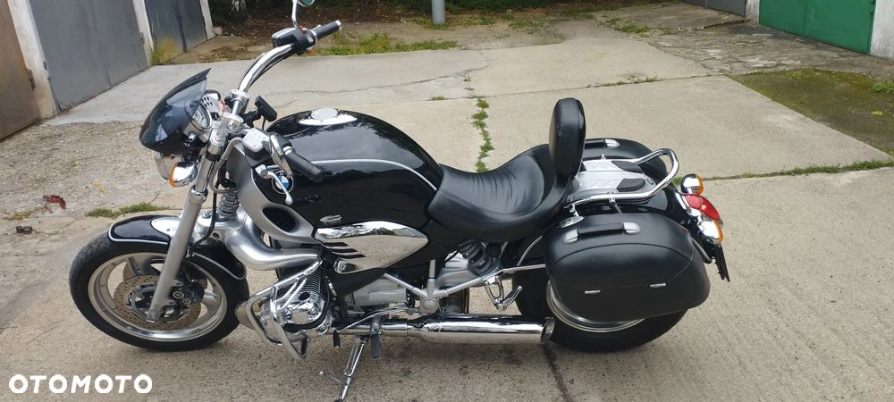 BMW R - 1