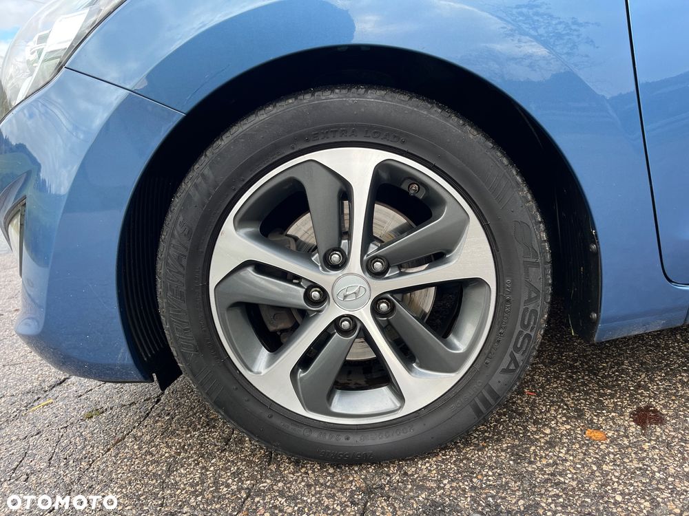 Hyundai i30 1.6 CRDi BlueDrive Premium - 38