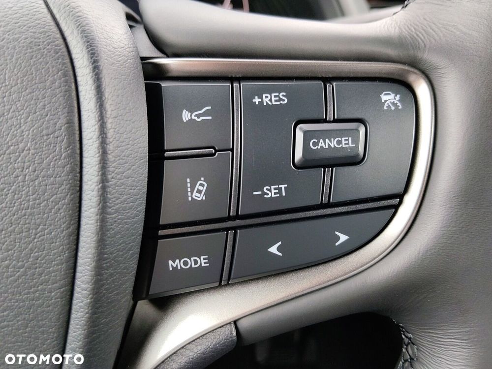 Lexus UX 250h GPF Business 2WD - 19