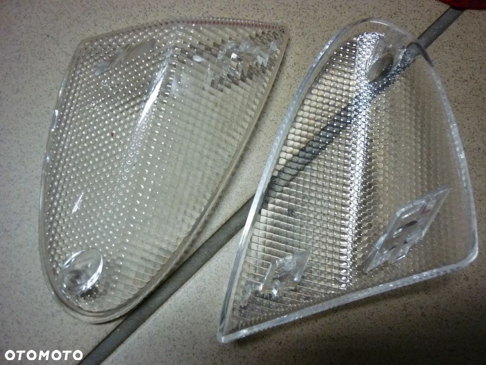 Klosz szkło lampy kierunkowskazu Aprilia SR 50 - 2