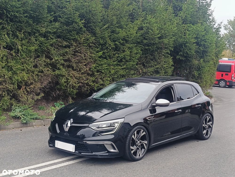 Renault Megane ENERGY TCe 205 EDC GT - 3