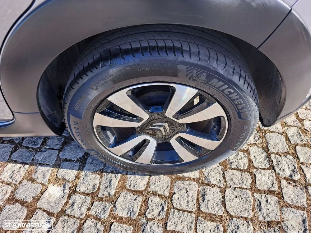 Citroën C3 1.2 PureTech C-Series - 7