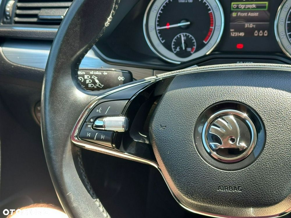 Skoda Superb 1.5 TSI Ambition DSG - 20