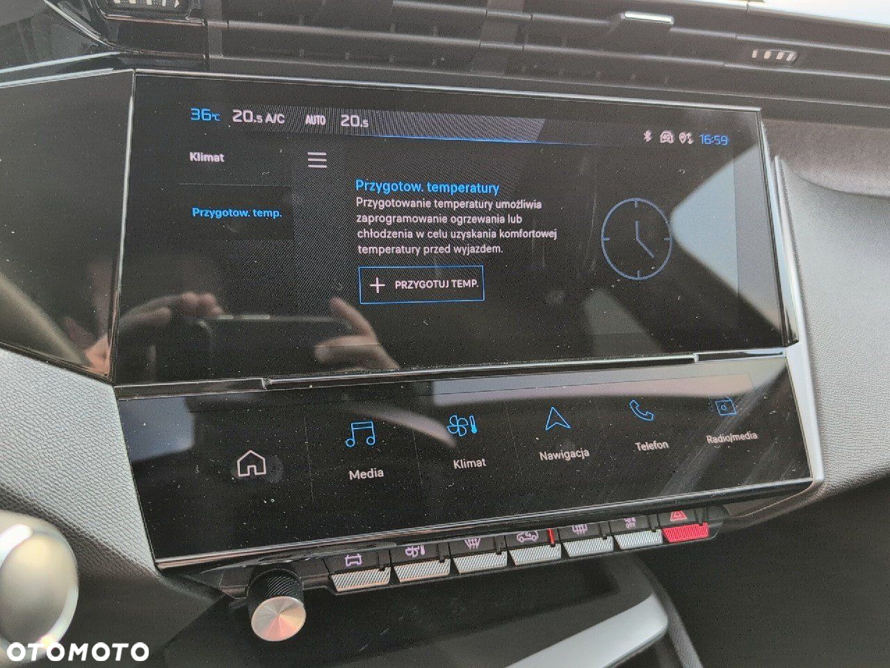 Peugeot 308 - 25