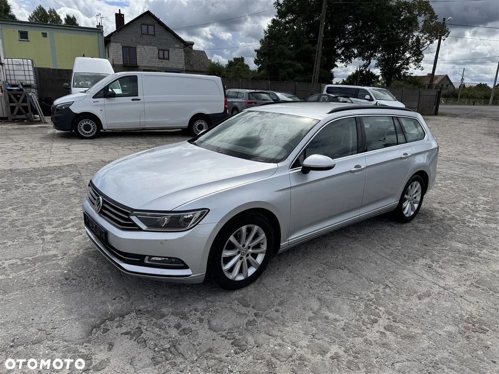 Volkswagen Passat - 2