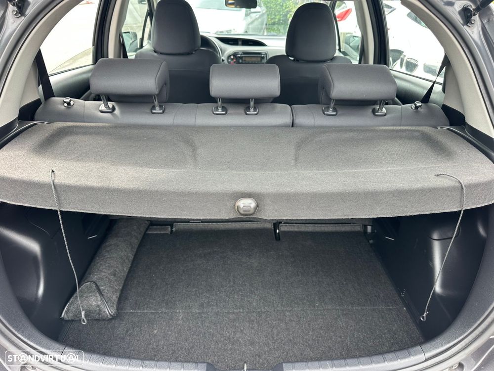 Toyota Yaris 1.4 D-4D ACtive+AC - 11