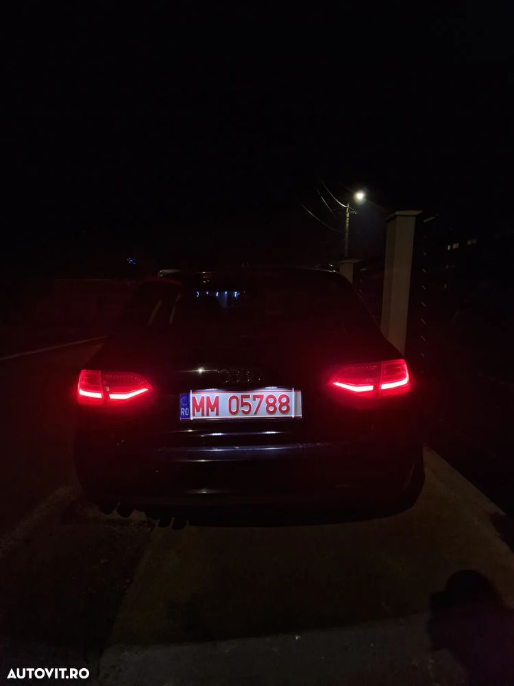 Audi A4 Avant 2.0 TDI DPF multitronic S line Sportpaket - 12