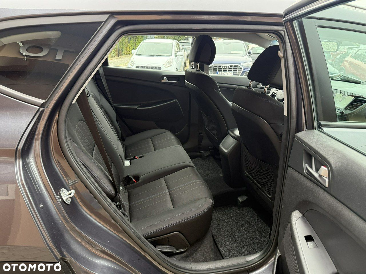 Hyundai Tucson 1.6 GDI BlueDrive Classic 2WD - 25
