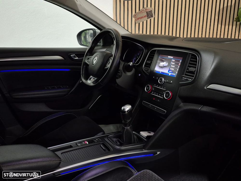 Renault Mégane Sport Tourer 1.5 dCi GT Line - 25