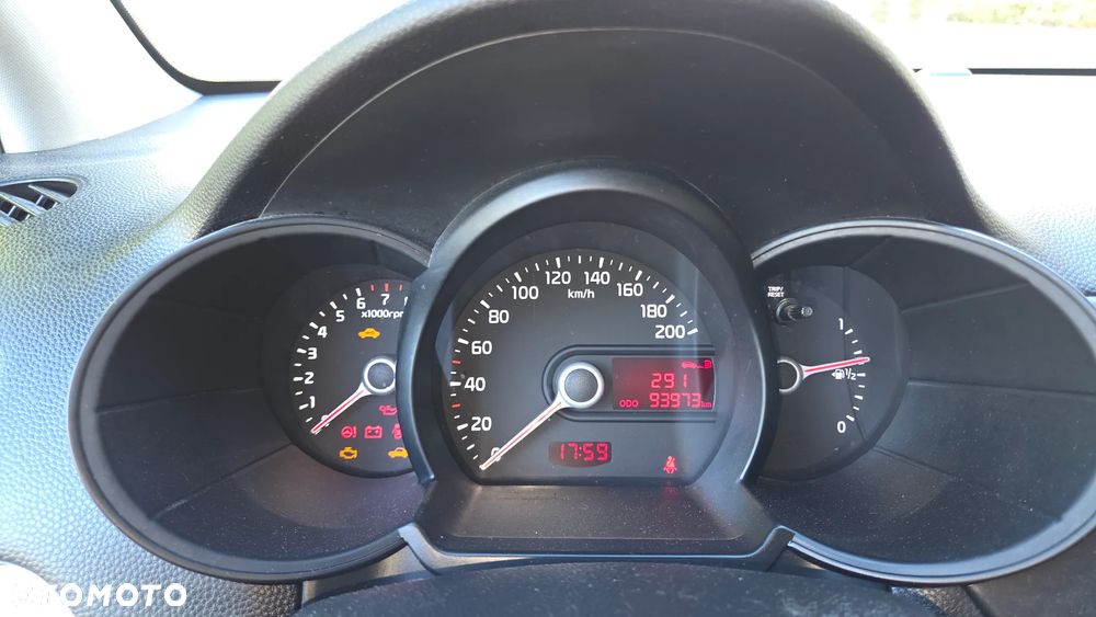 Kia Picanto 1.0 M - 9