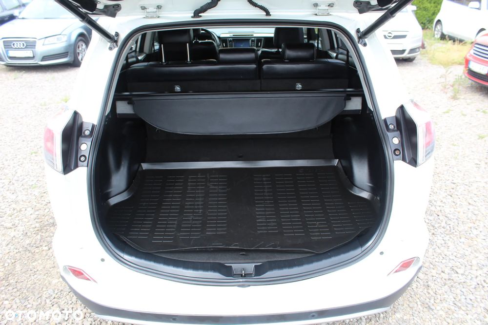 Toyota RAV4 - 31