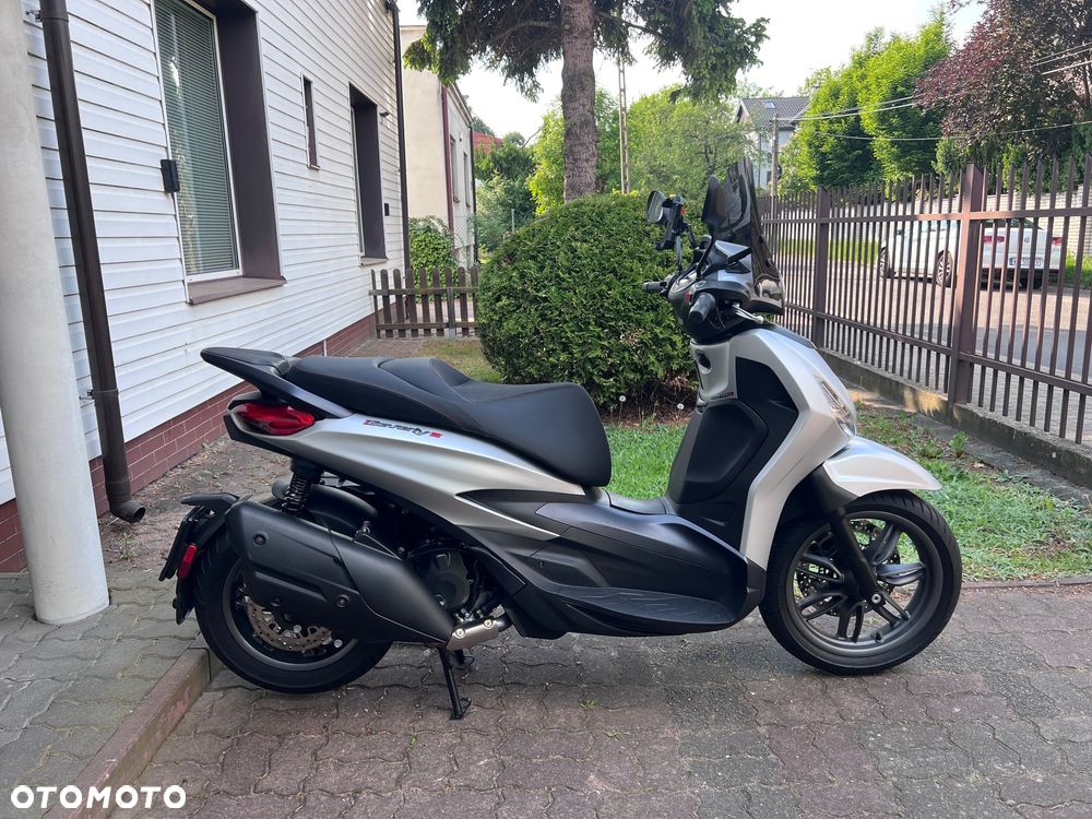 Piaggio Beverly - 1