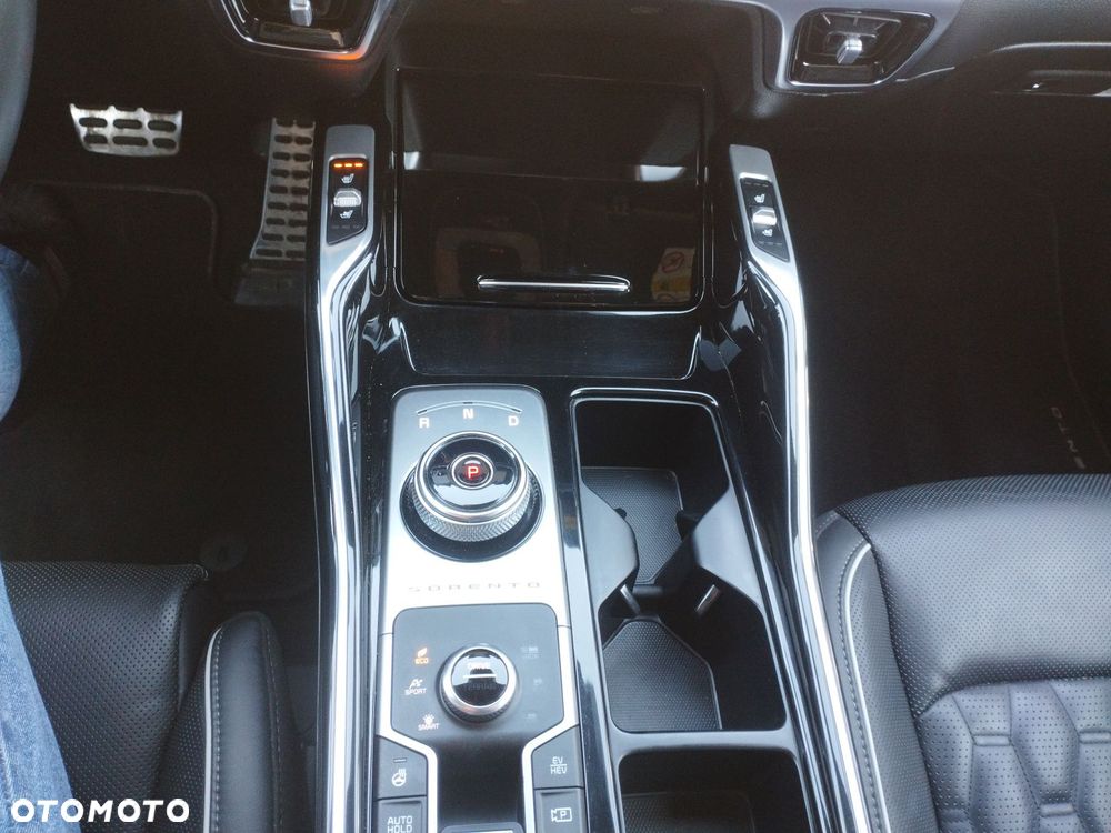 Kia Sorento - 17