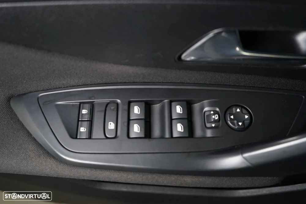 Peugeot 308 1.2 PureTech Active Pack - 18