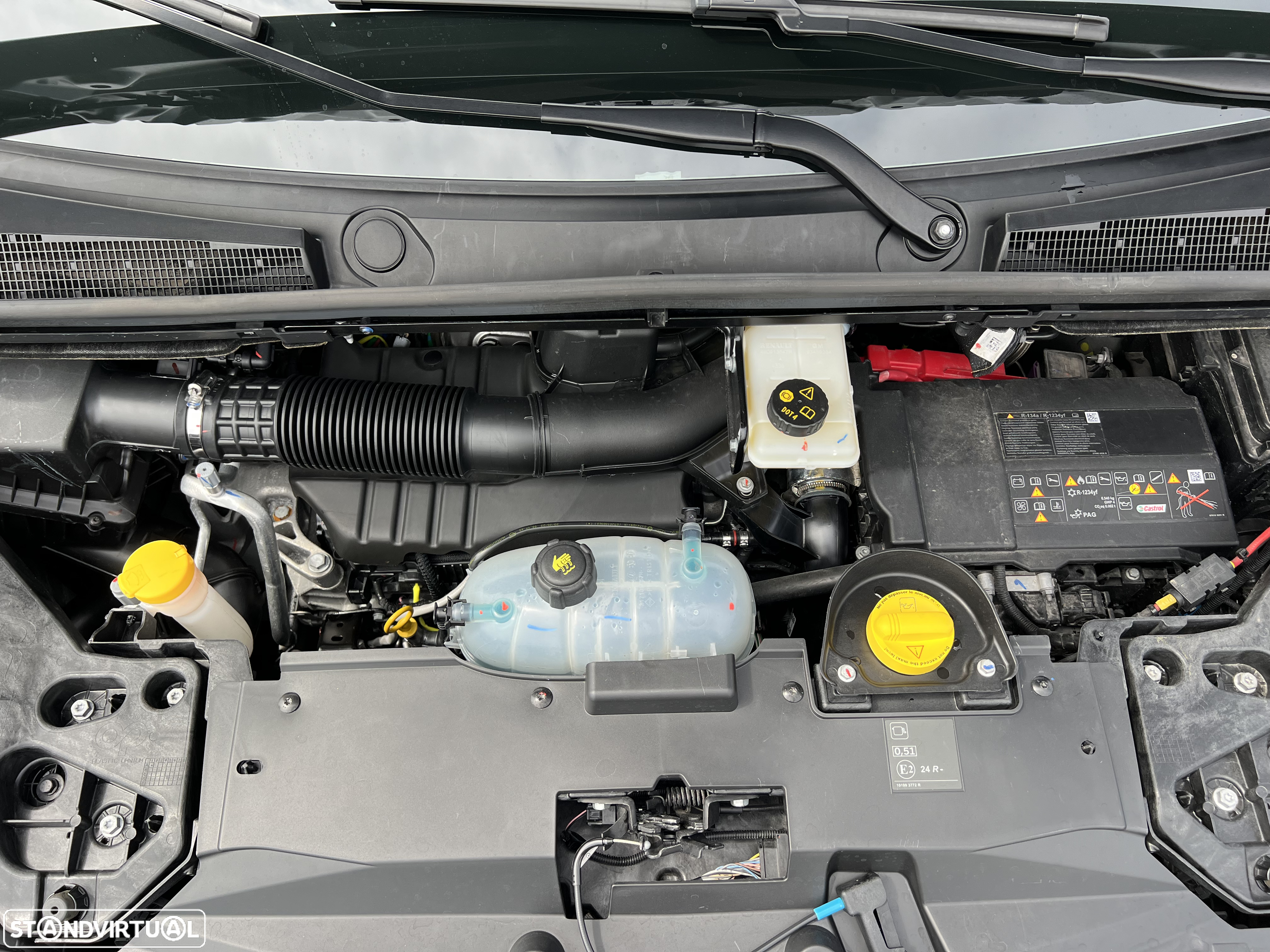 Renault Trafic Van 2.0 DCi 150cv c/ frio + caixa isotérmica - 28