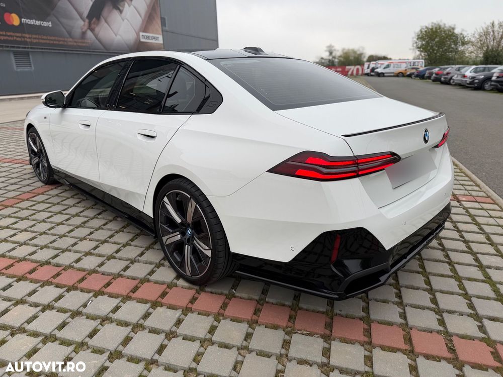 BMW Seria 5 - 28
