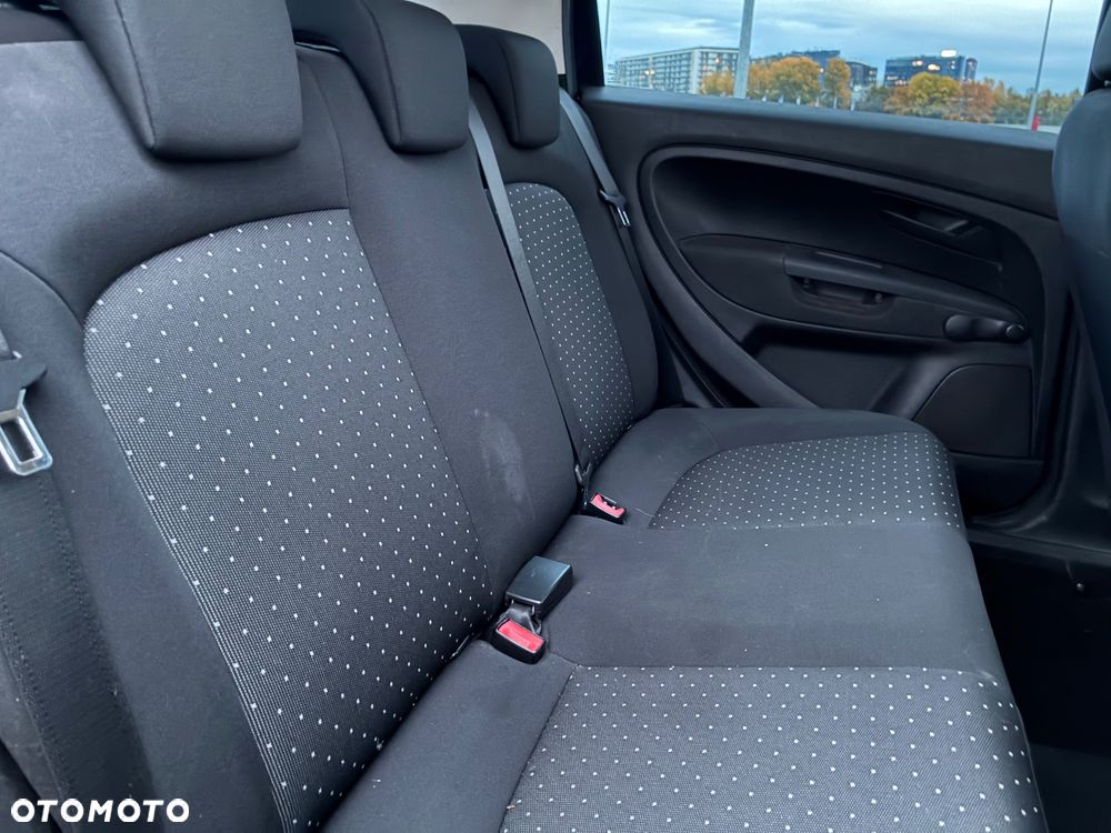 Fiat Punto 1.2 8V - 19
