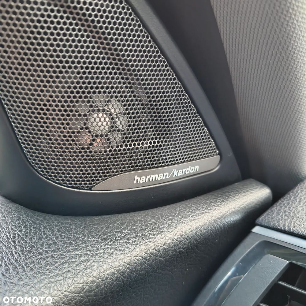 BMW Seria 1 120d xDrive Sport-Aut - 20