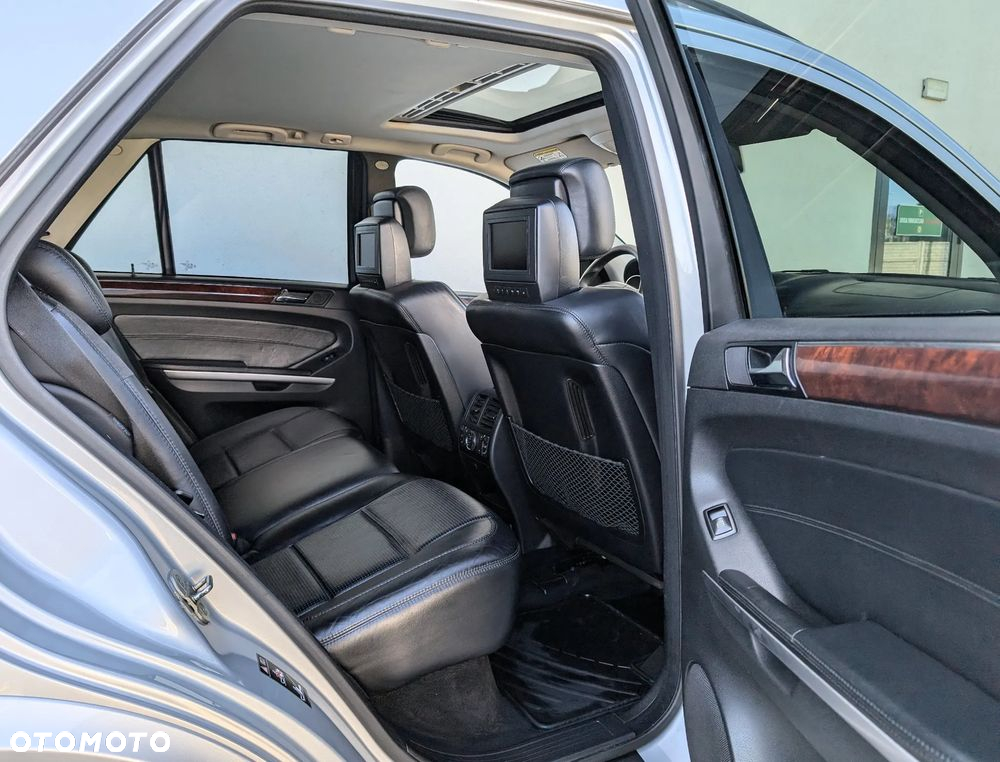 Mercedes-Benz ML 63 AMG 4Matic 7G-TRONIC - 16