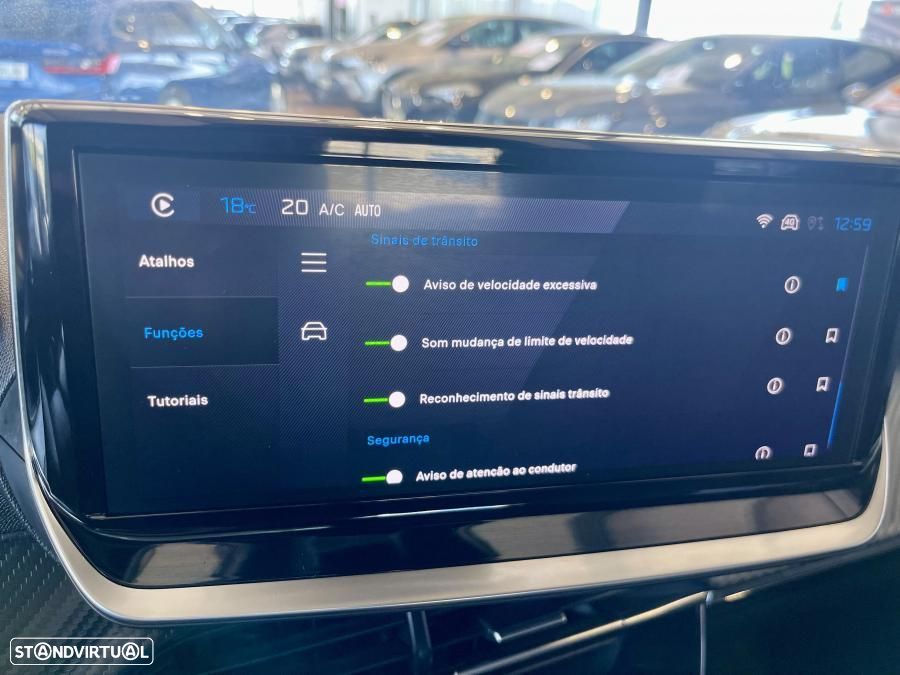 Peugeot 2008 1.2 Hybrid Allure e-DCS6 - 19