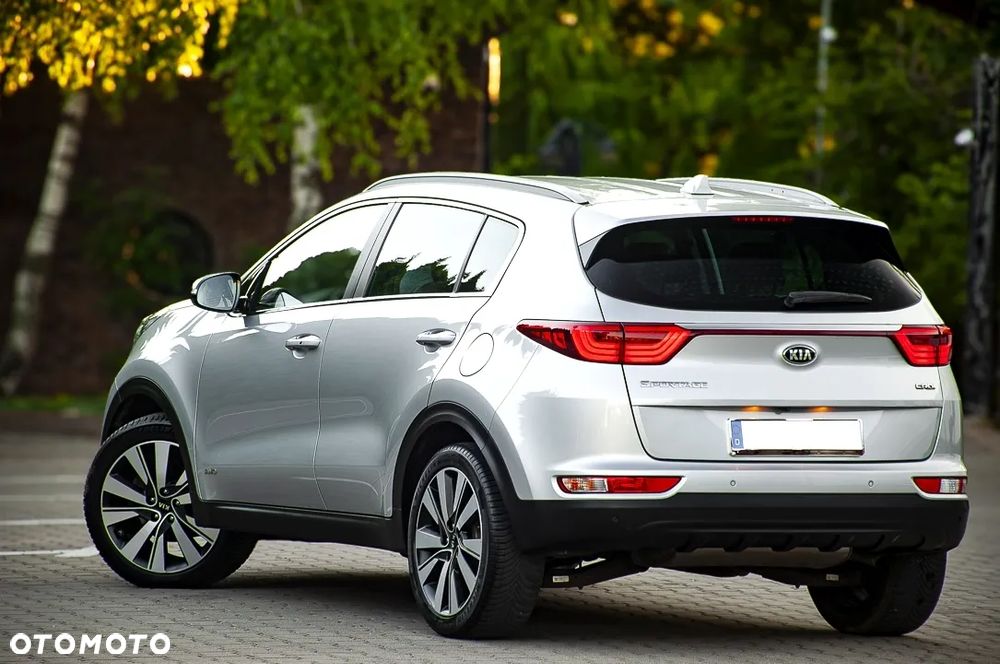 Kia Sportage 2,0 CRDI AWD Spirit - 24