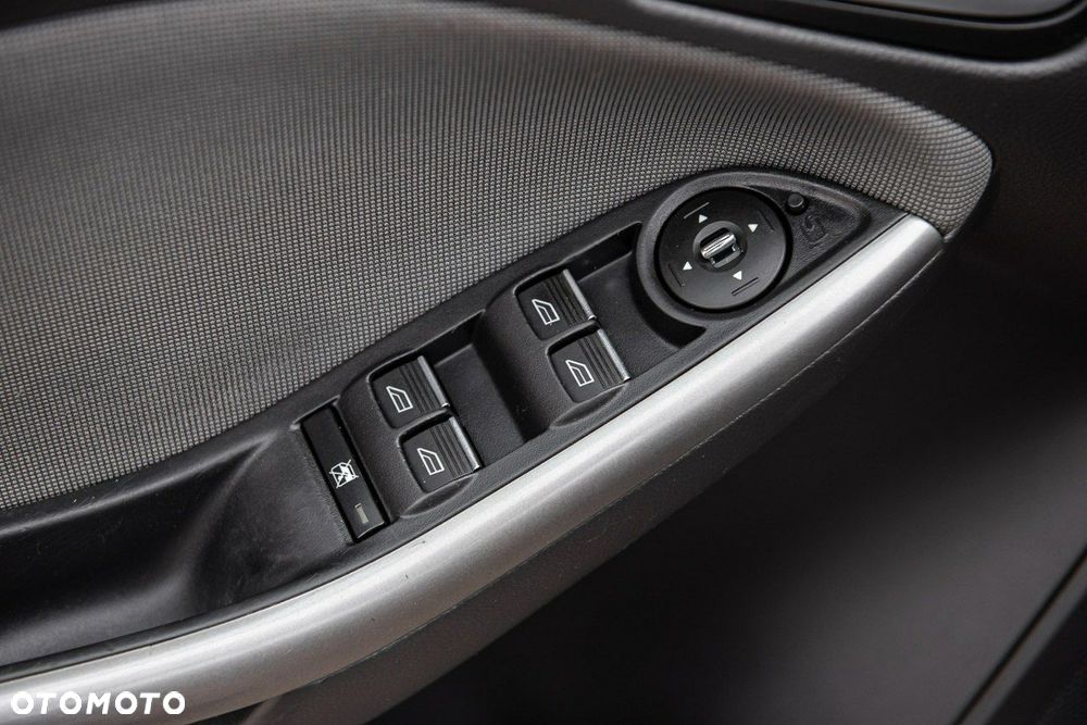 Ford Focus 1.6 TDCi Trend Sport - 23