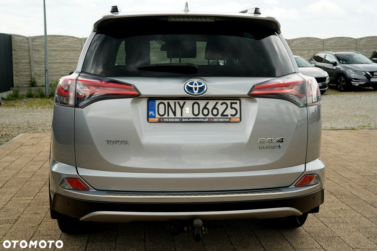Toyota RAV4 - 11