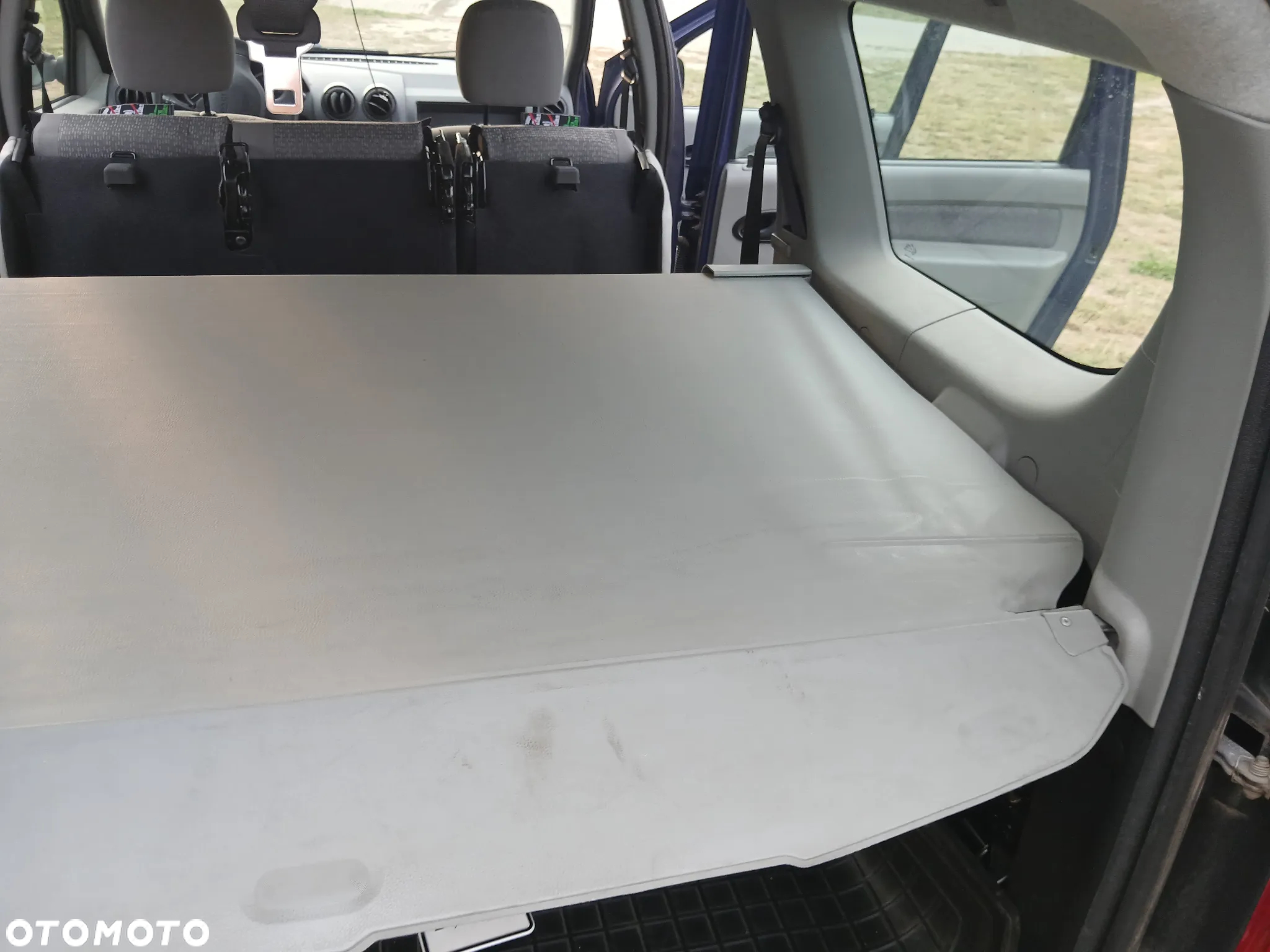 Dacia Logan MCV 1.6 16V Laureate - 14