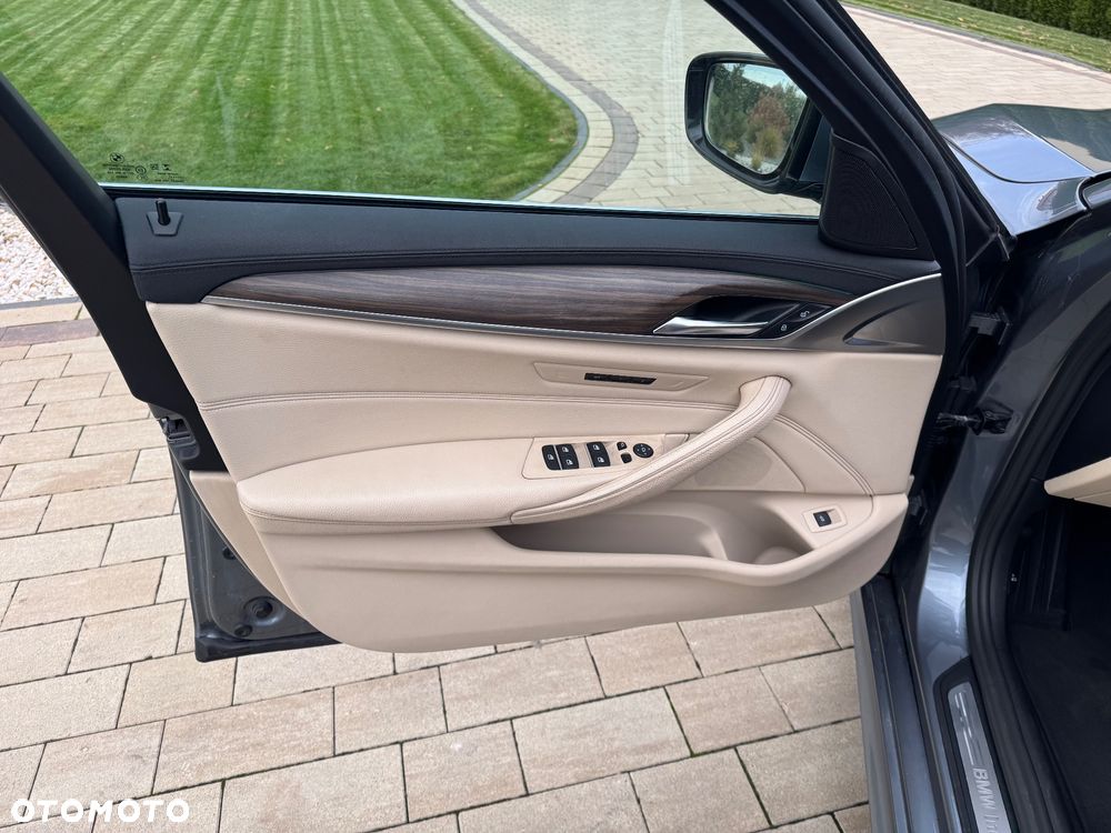 BMW Seria 5 - 17