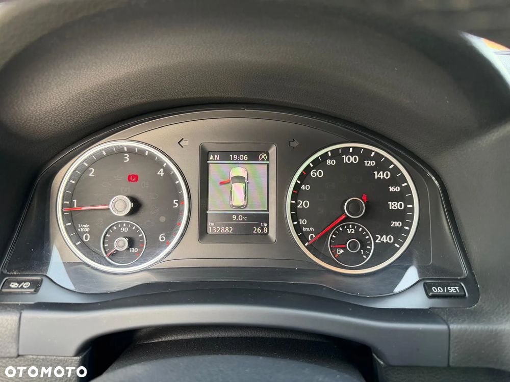 Volkswagen Tiguan - 11