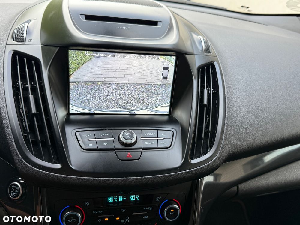 Ford Kuga 2.0 TDCi 2x4 ST-Line - 9