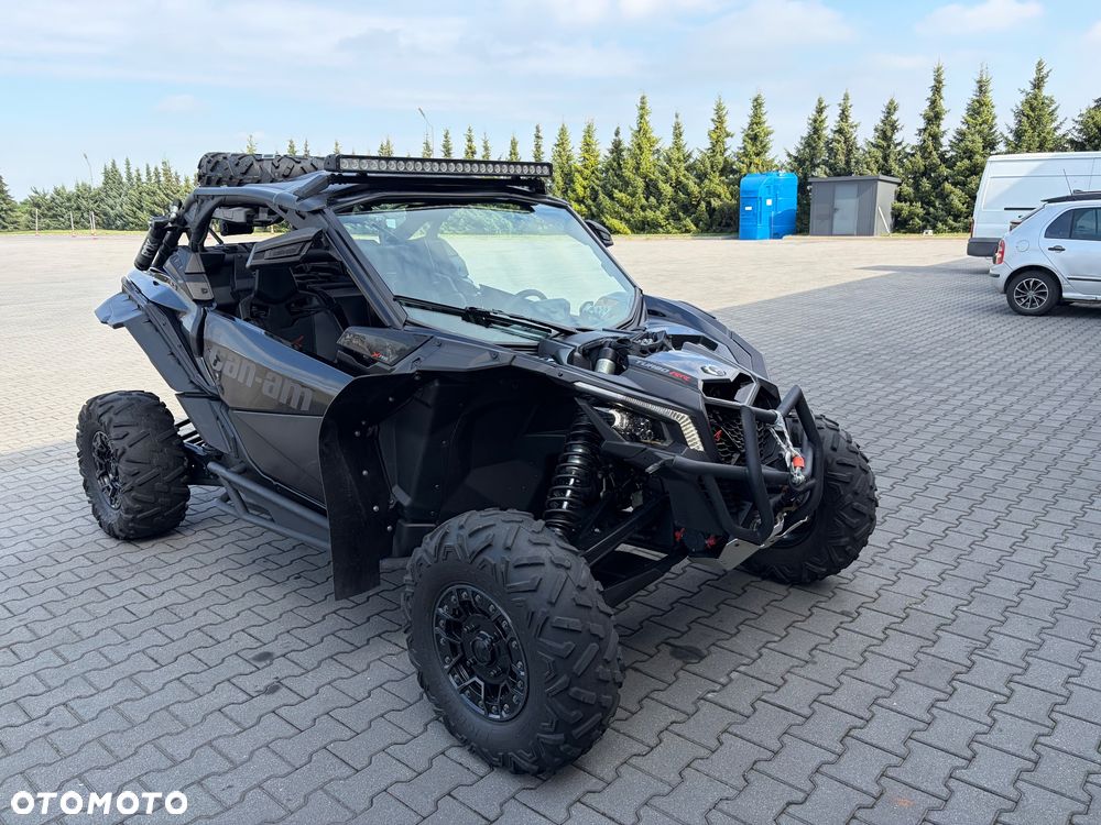 Can-Am Maverick - 11