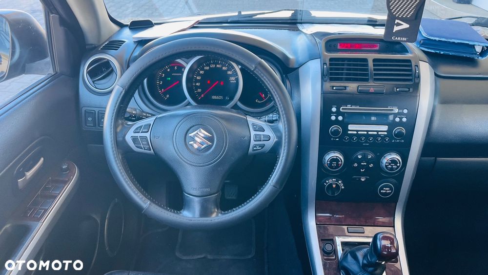 Suzuki Grand Vitara 1.9 DDiS Premium EU5 - 19