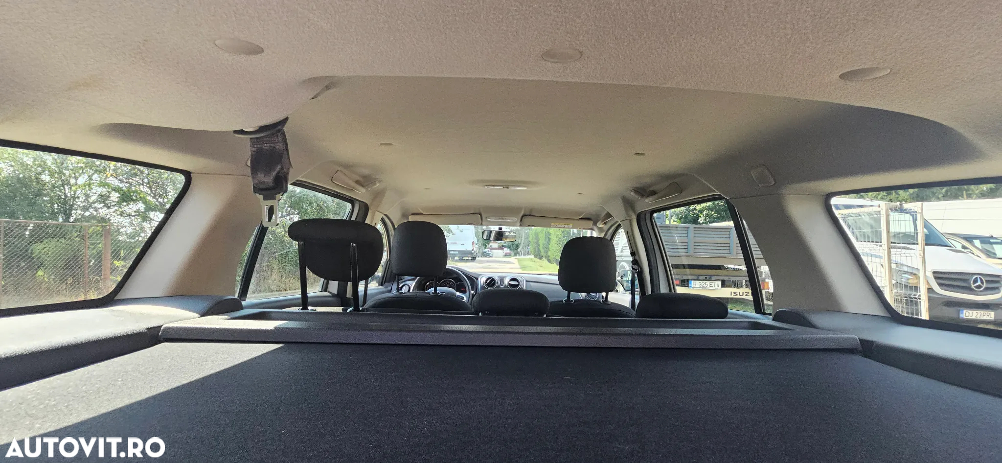 Dacia Logan MCV 1.5 Blue dCi Laureate - 11