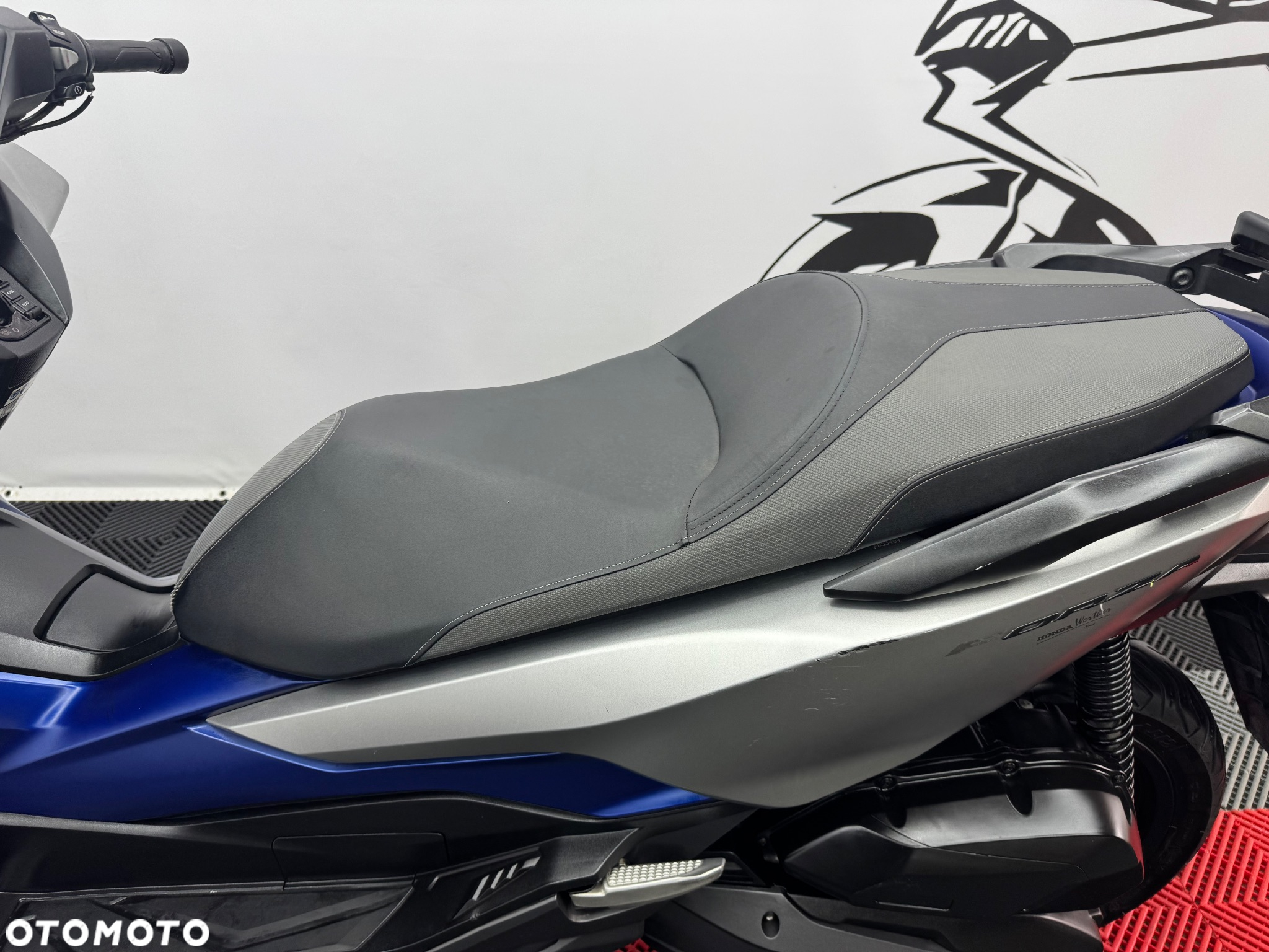 Honda NSS - 16