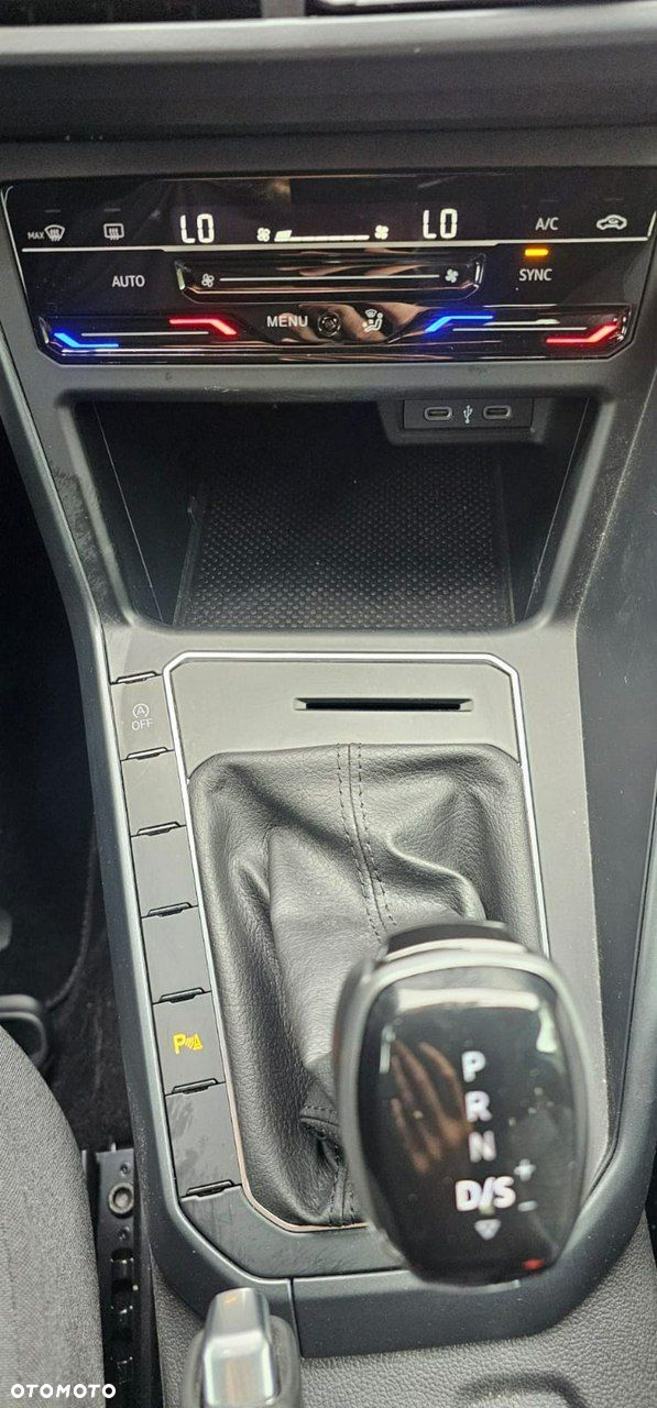 Volkswagen Polo - 8